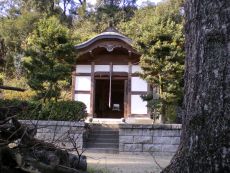 春日神社の薬師堂