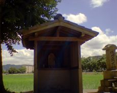 水城老松神社の右の小堂