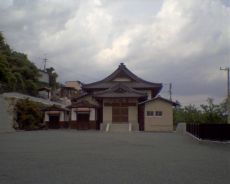 菩提山妙親寺の本堂