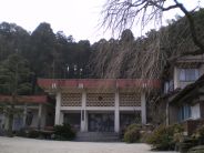 西谷山明応寺の本堂