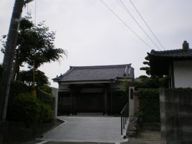 紫雲山西専寺の本堂